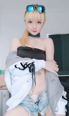 漫画咖啡厅的艳遇危机