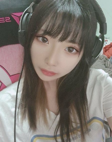 小女孩们在线观看完整免费法剧