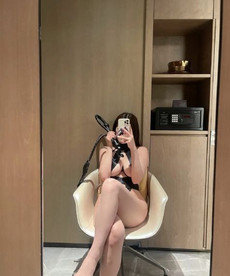女老师3在线