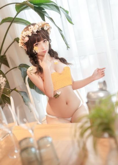 龚玥菲潘金莲