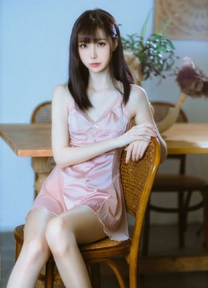 在公交车后面被c了一天
