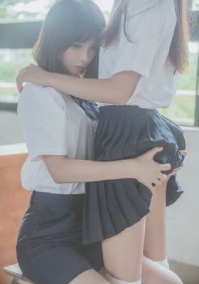 他和她的她
