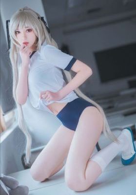 肉色超薄丝袜脚交69xx
